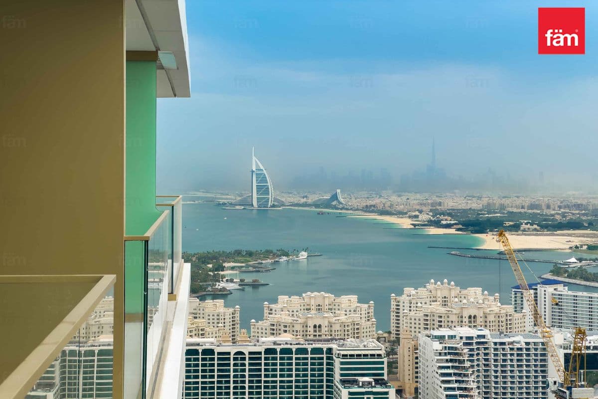 2 bedroom apartment in Grand Bleu Tower 1, photograph 1 of 20