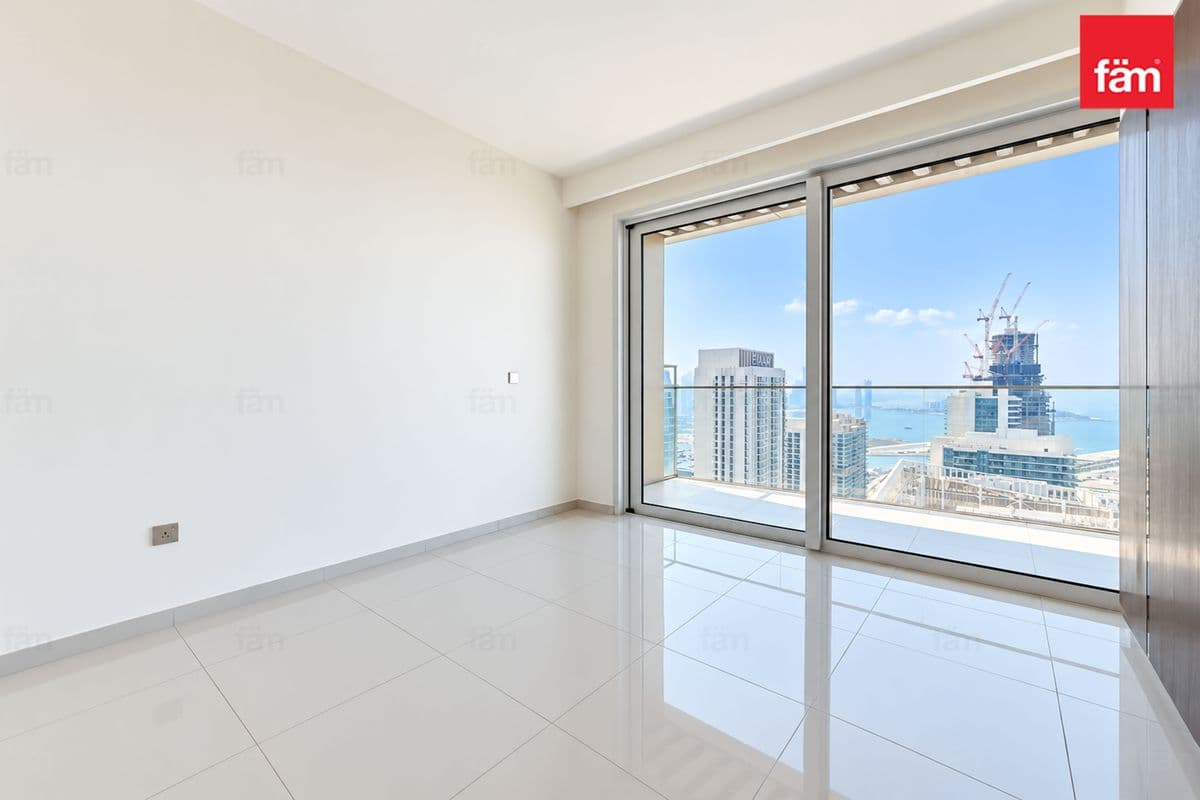 3 bedroom apartment in Grand Bleu Tower 1, photograph 14 of 20