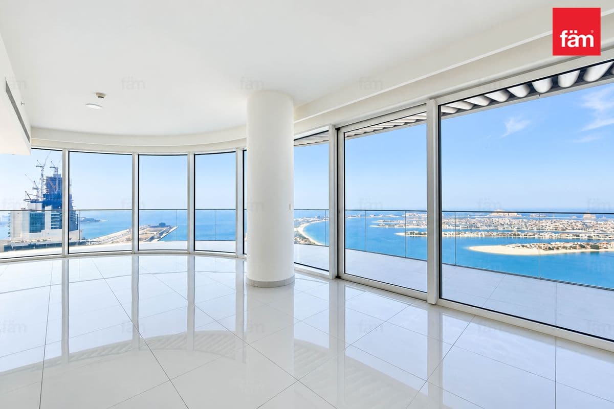 3 bedroom apartment in Grand Bleu Tower 1, photograph 2 of 20