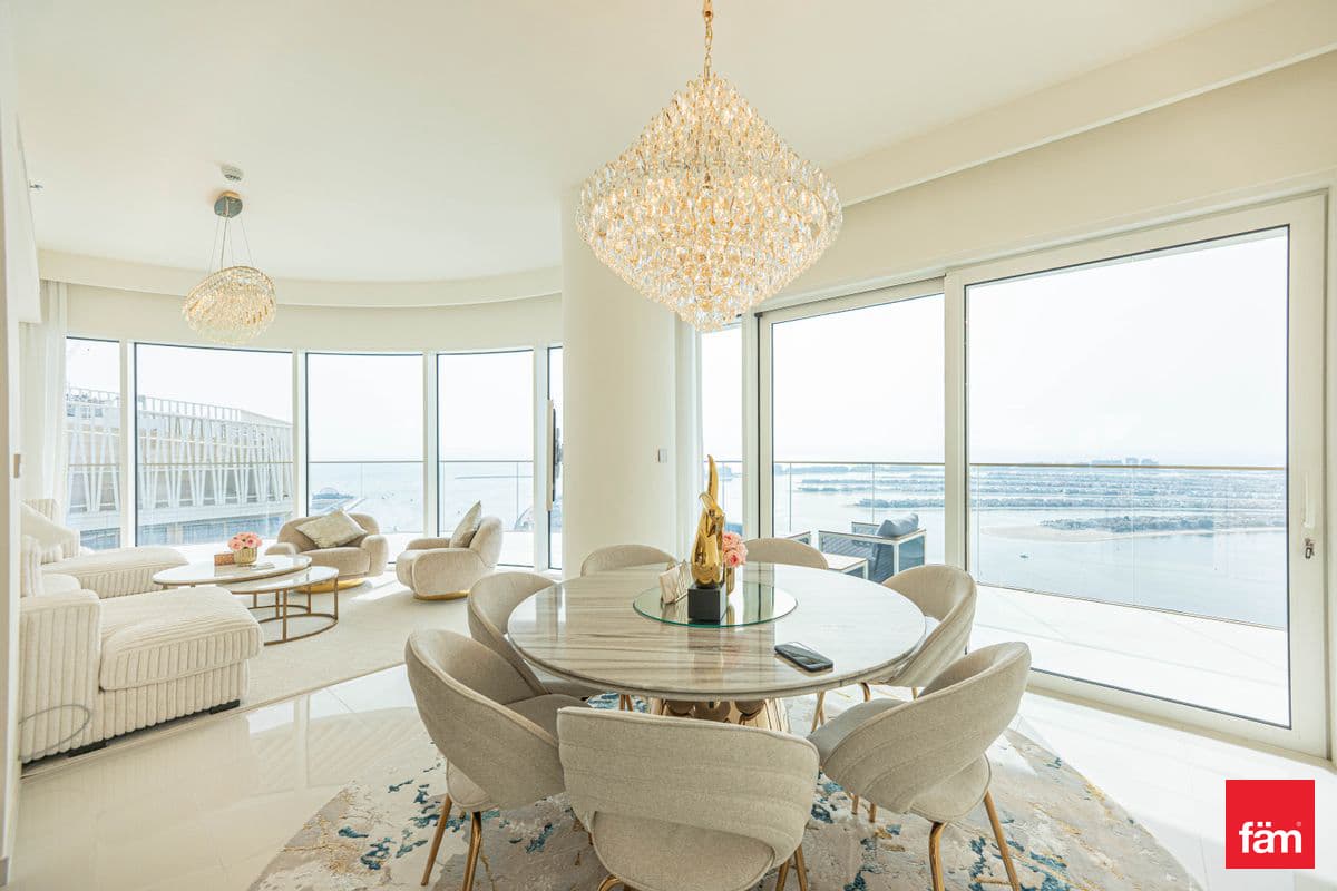 3 bedroom apartment in Grand Bleu Tower 1, photograph 6 of 20