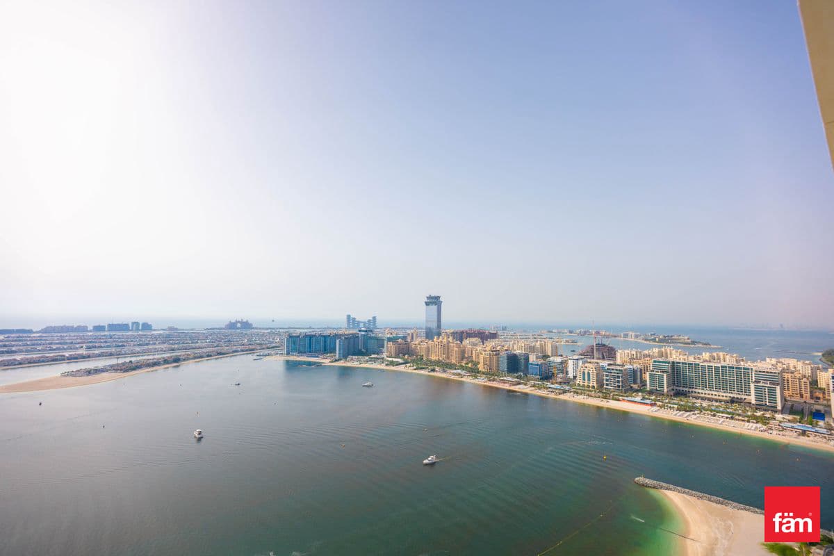 3 bedroom apartment in Grand Bleu Tower 1, photograph 11 of 20