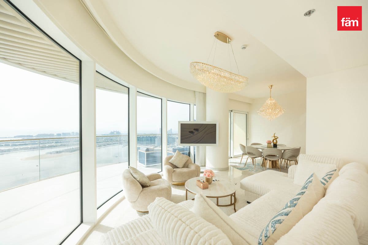 3 bedroom apartment in Grand Bleu Tower 1, photograph 4 of 20