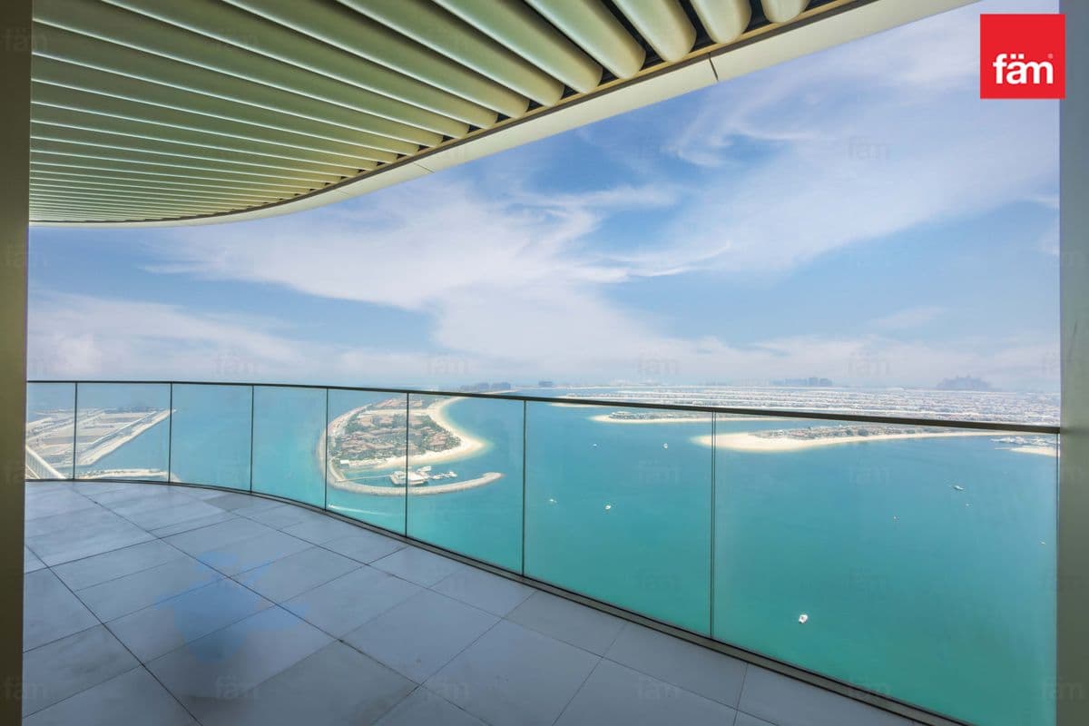3 bedroom apartment in Grand Bleu Tower 1, photograph 13 of 20