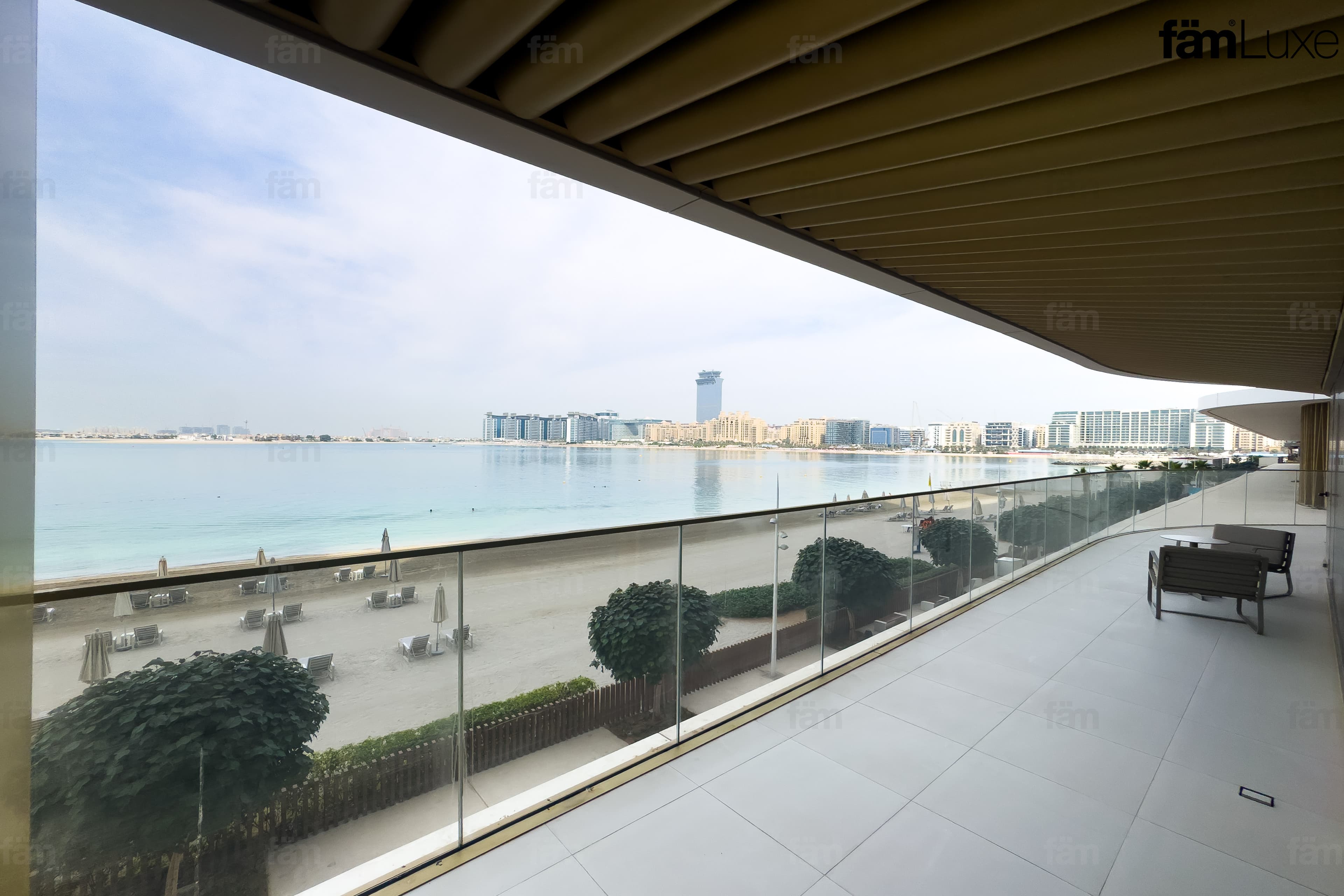 2 bedroom apartment in Grand Bleu Tower 2, photograph 5 of 15