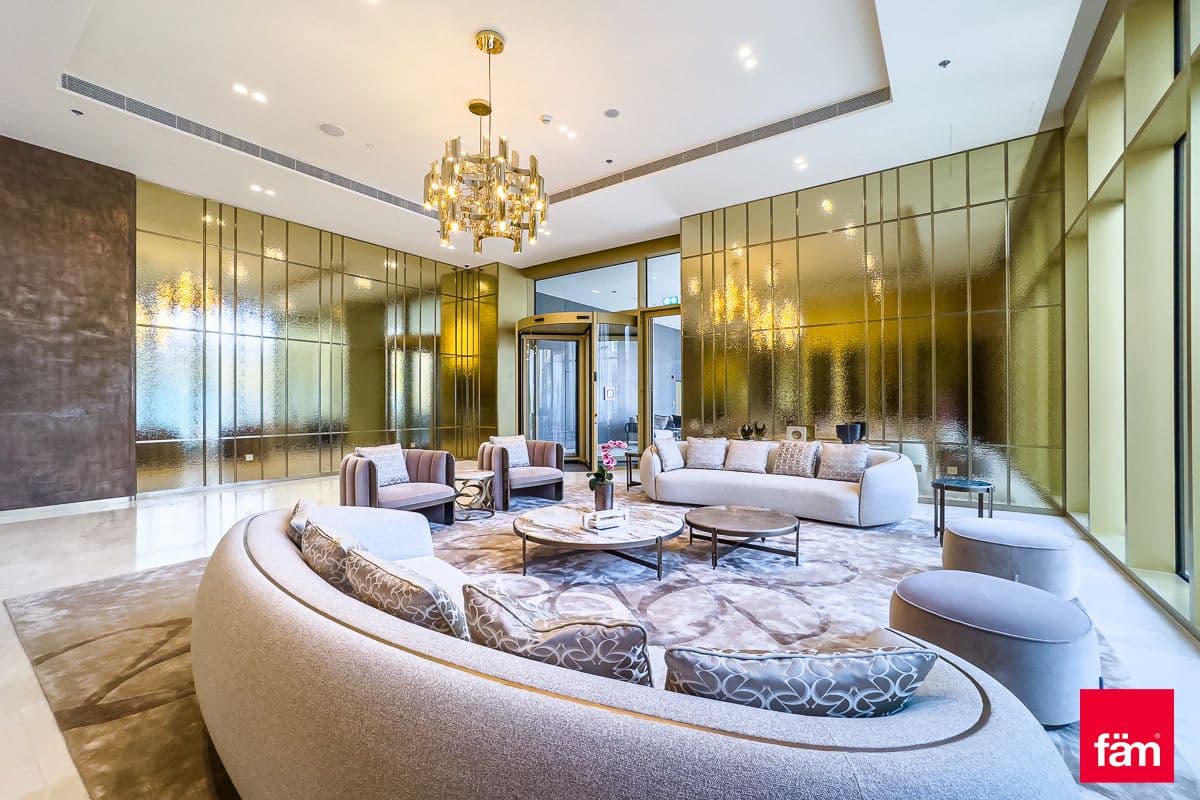 2 bedroom apartment in Grand Bleu Tower 2, photograph 11 of 15