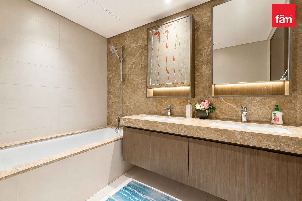 2 bedroom apartment in Grand Bleu Tower 2, photograph 6 of 20