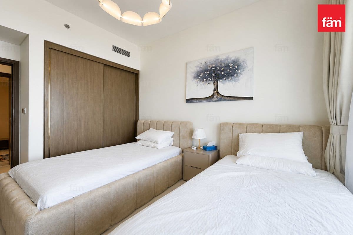 2 bedroom apartment in Grand Bleu Tower 2, photograph 18 of 20