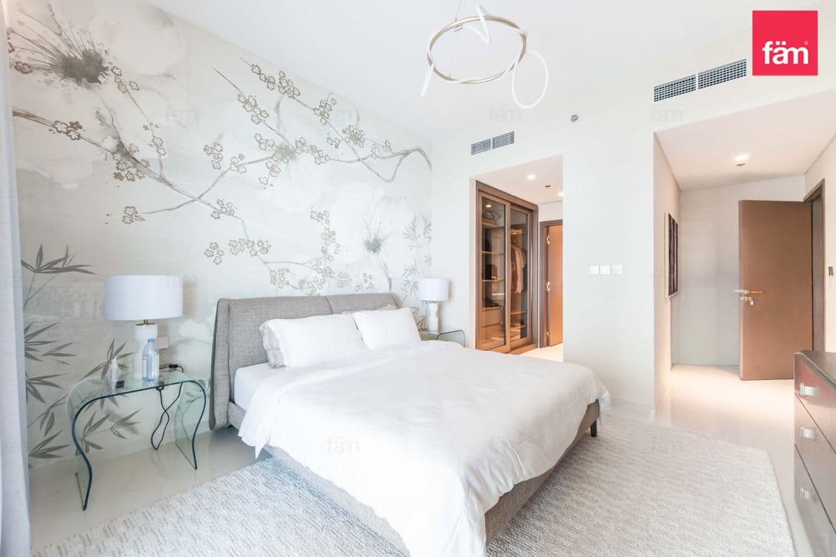 2 bedroom apartment in Grand Bleu Tower 2, photograph 10 of 18
