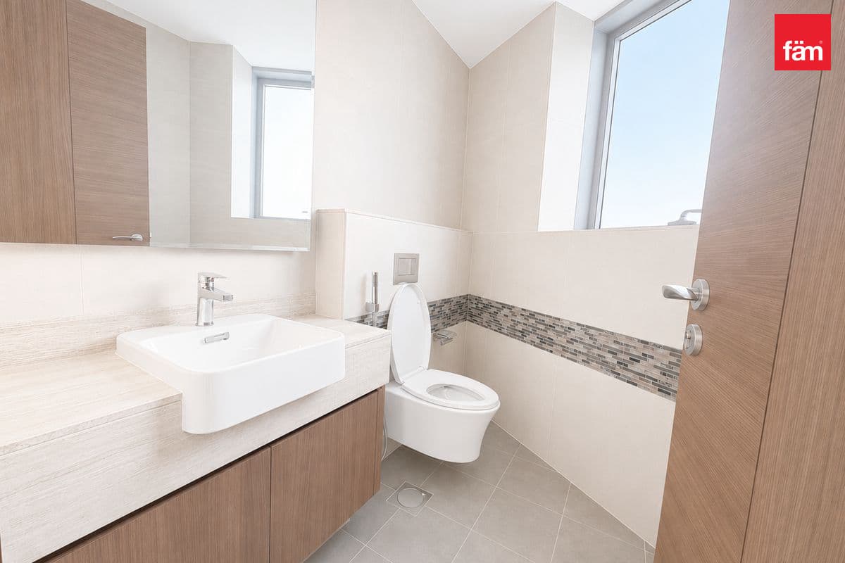 3 bedroom apartment in Imperial Avenue, photograph 16 of 20