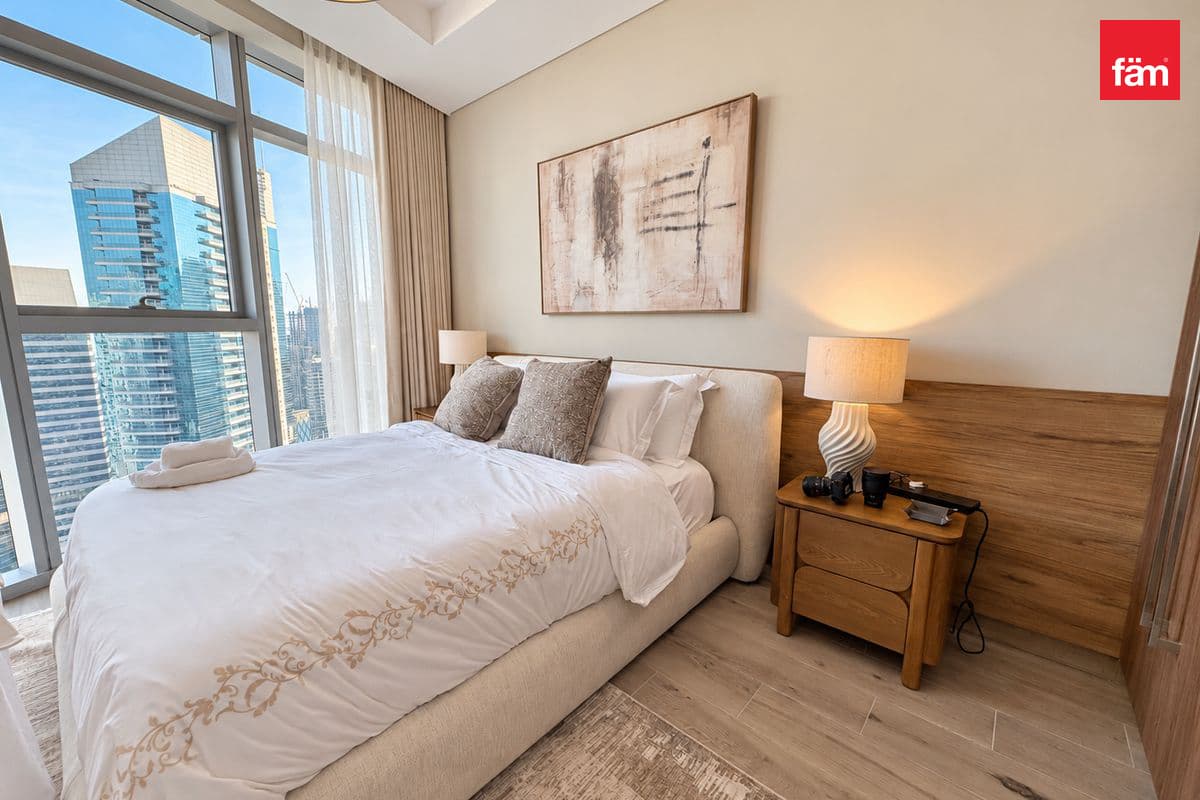 3 bedroom apartment in Imperial Avenue, photograph 7 of 20