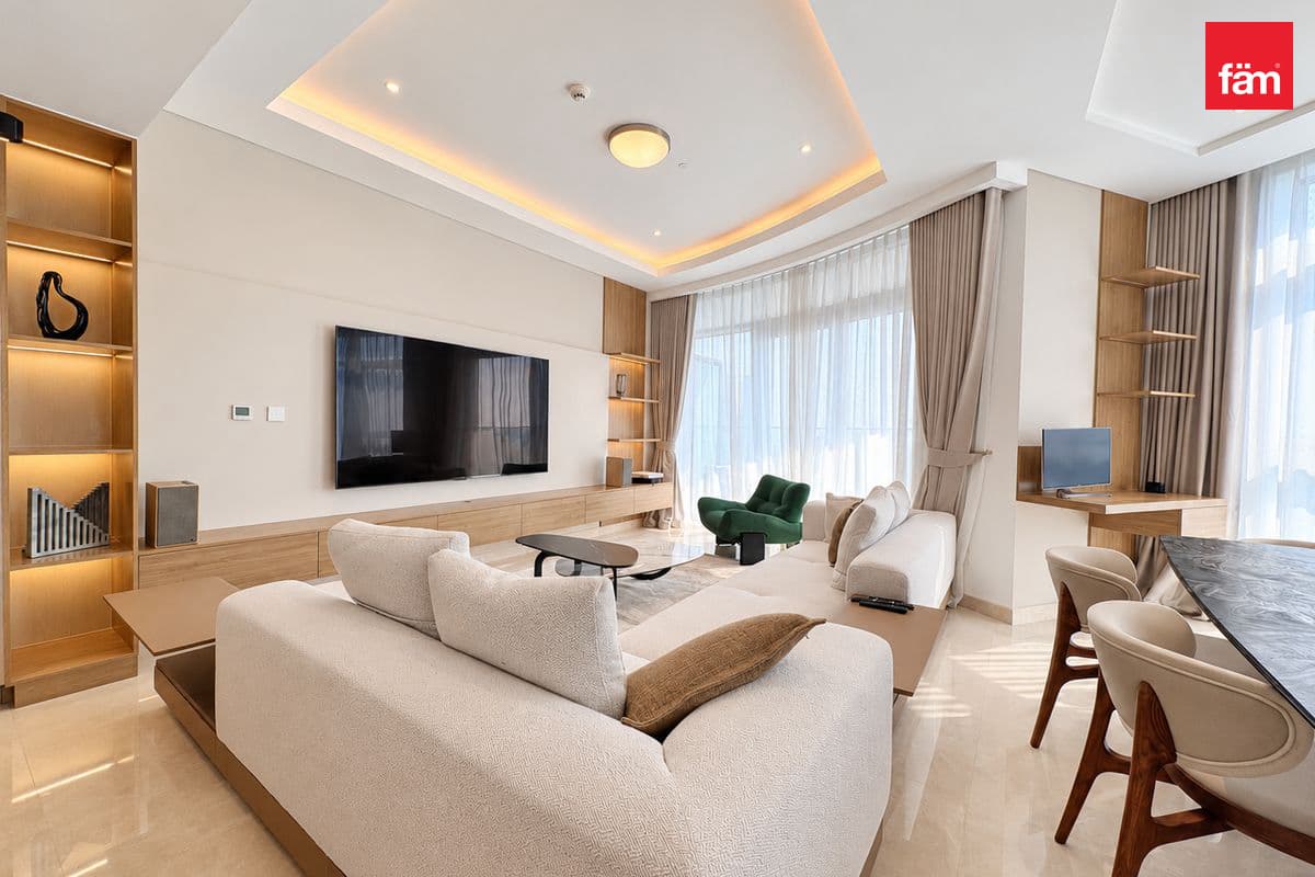 3 bedroom apartment in Imperial Avenue, photograph 3 of 20