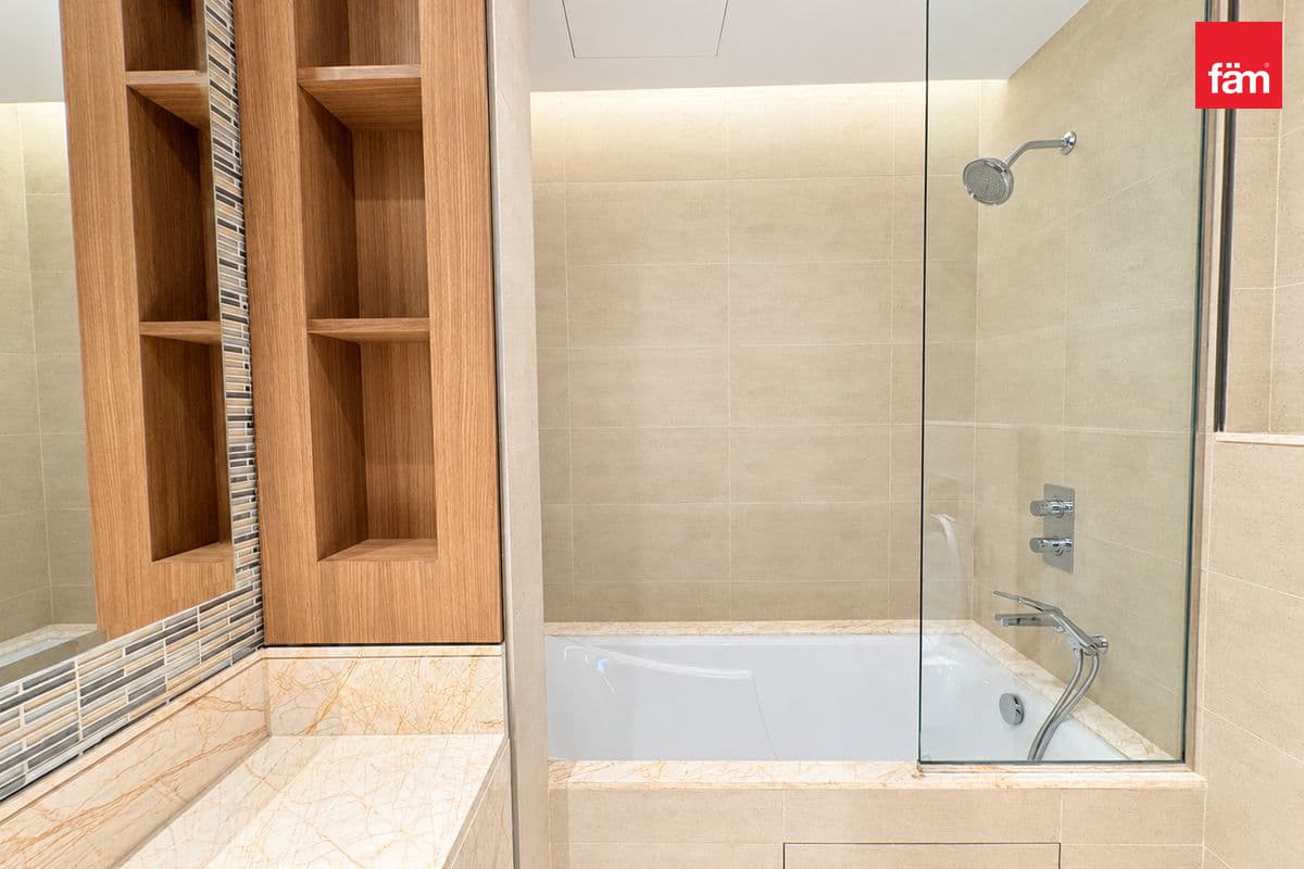 3 bedroom apartment in Imperial Avenue, photograph 16 of 20