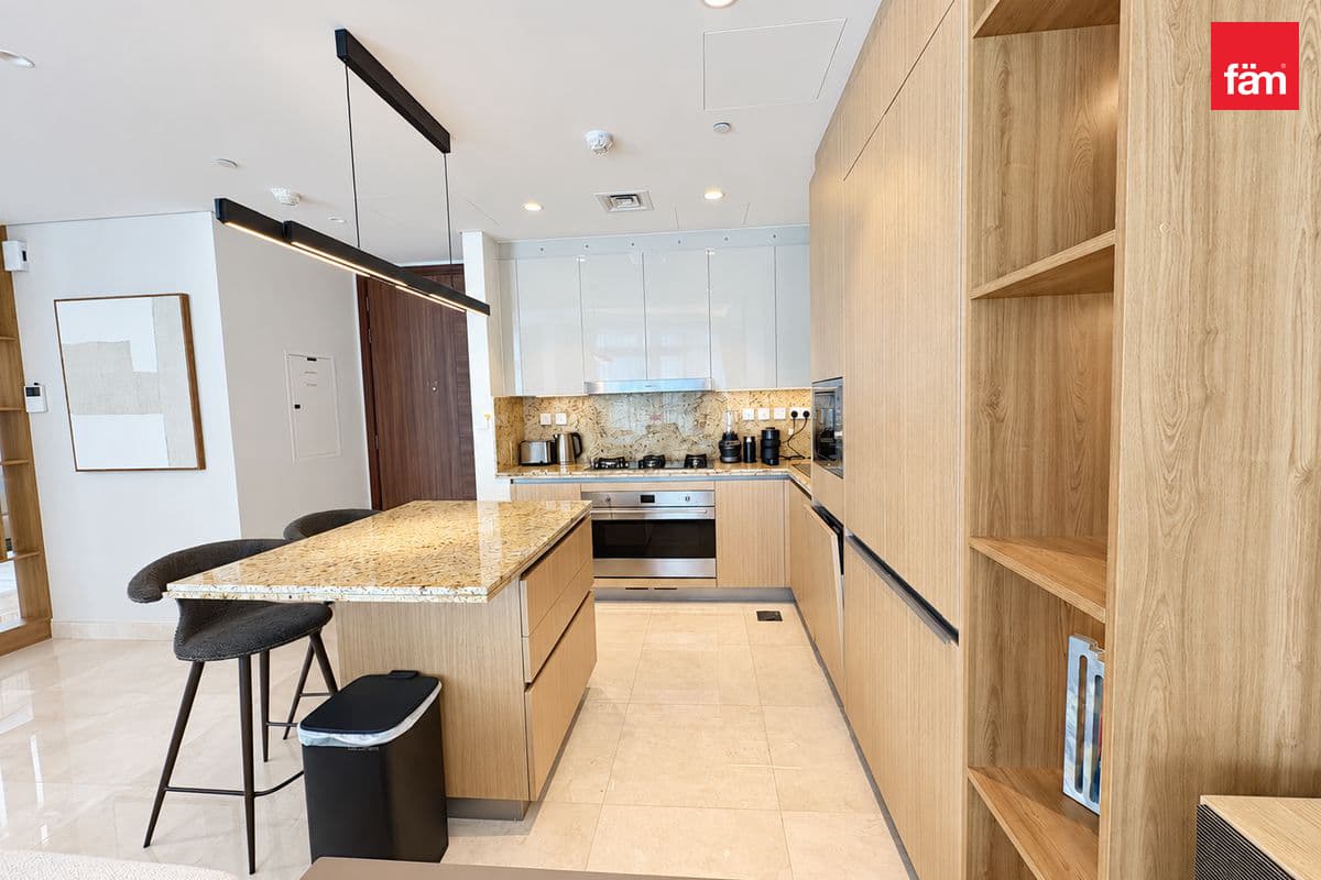 3 bedroom apartment in Imperial Avenue, photograph 18 of 20