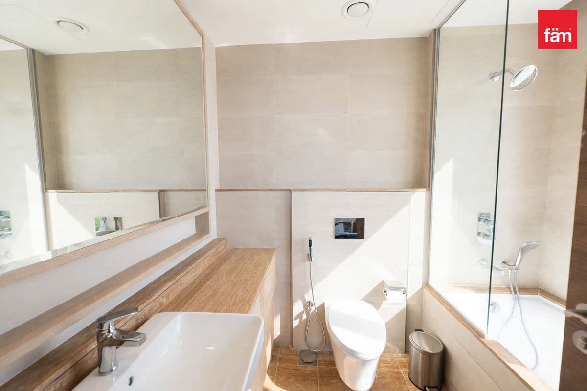 3 bedroom apartment in Imperial Avenue, photograph 16 of 20