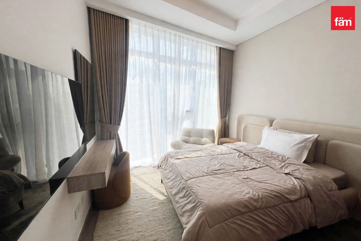 3 bedroom apartment in Imperial Avenue, photograph 13 of 20