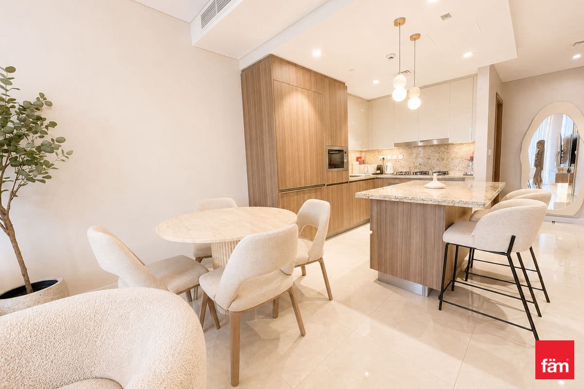 3 bedroom apartment in Imperial Avenue, photograph 11 of 20