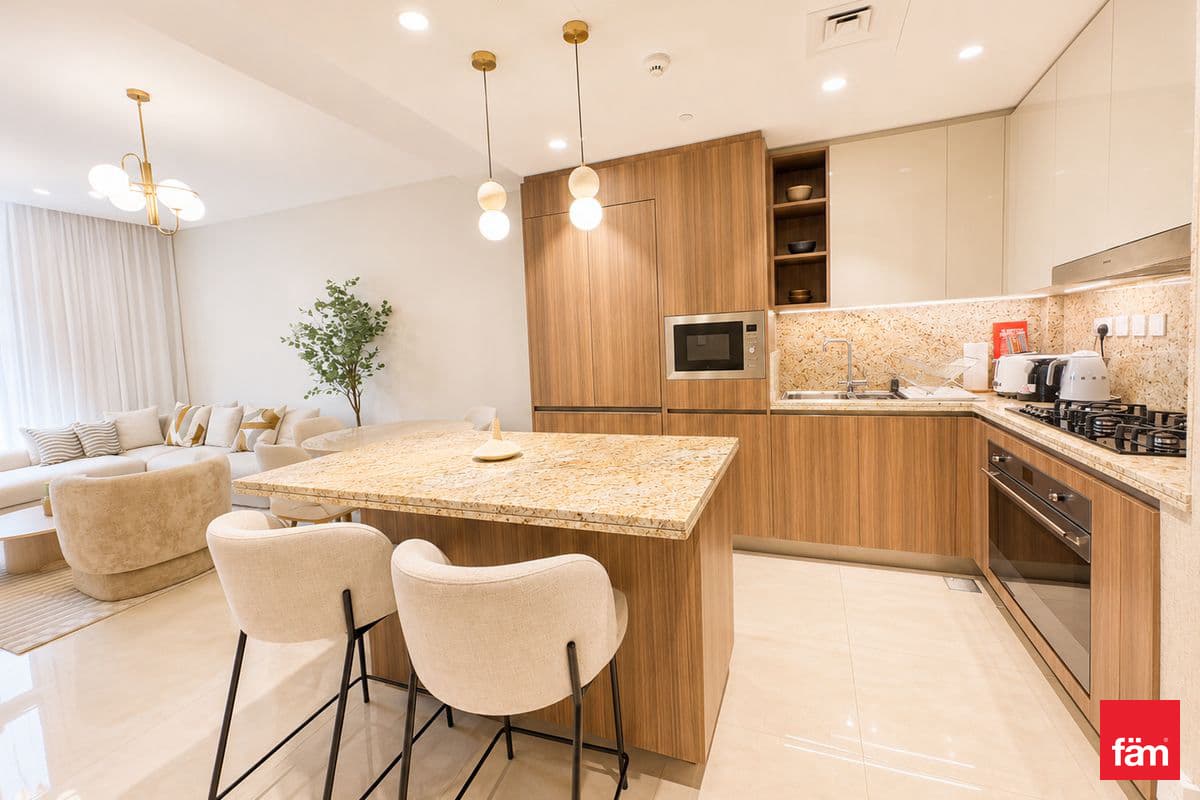 3 bedroom apartment in Imperial Avenue, photograph 10 of 20