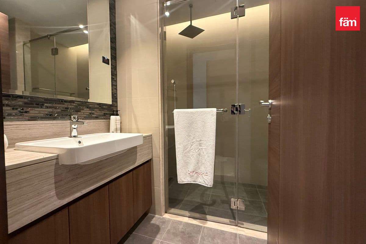 3 bedroom apartment in Imperial Avenue, photograph 17 of 20