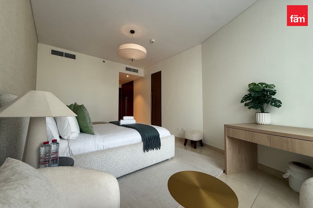 3 bedroom apartment in Imperial Avenue, photograph 11 of 20