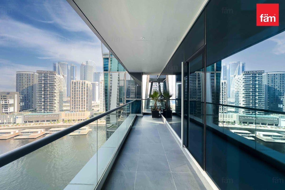 4 bedroom apartment in J One (Da Vinci Tower B), photograph 13 of 14