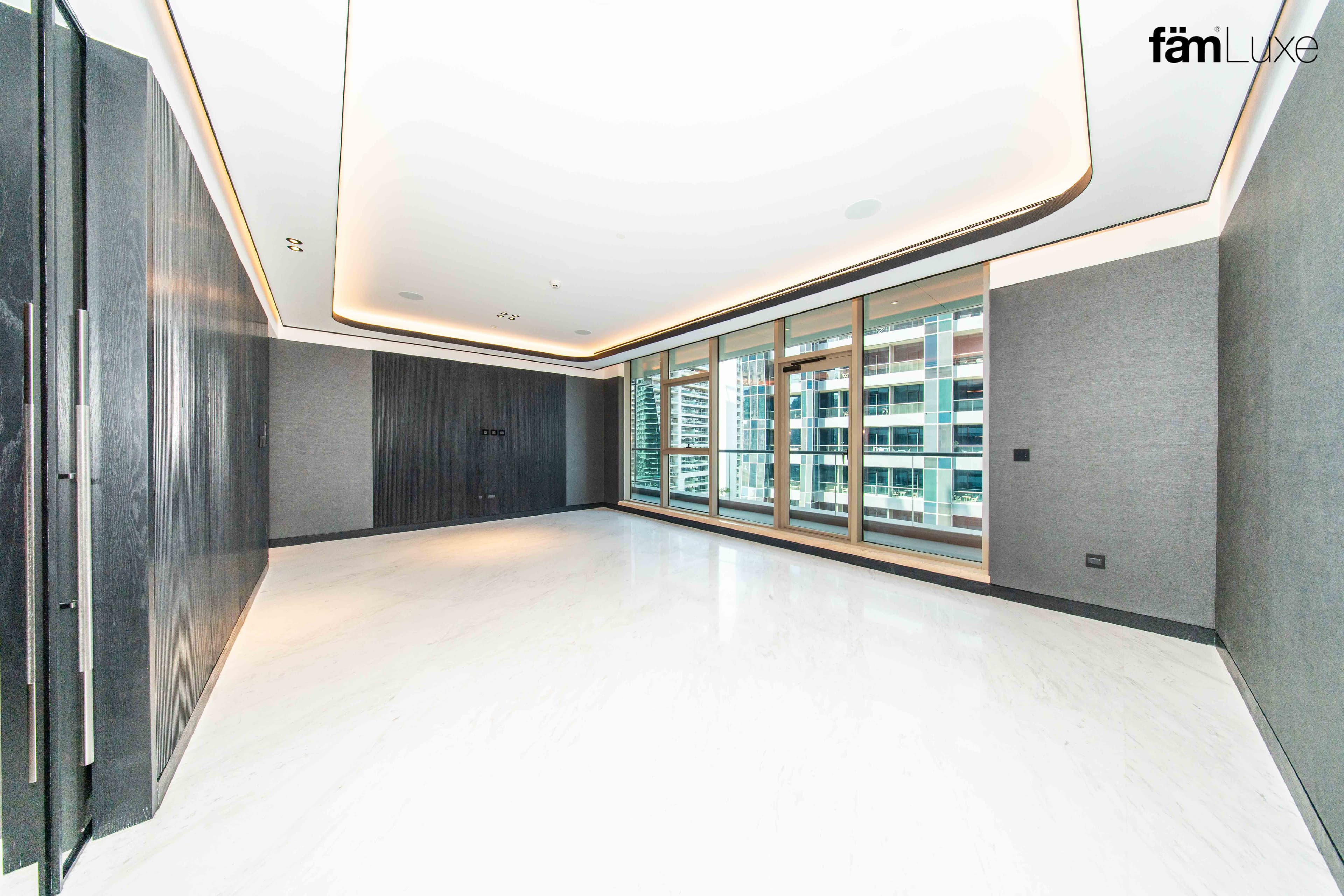 2 bedroom apartment in J One (Da Vinci Tower B), photograph 2 of 20