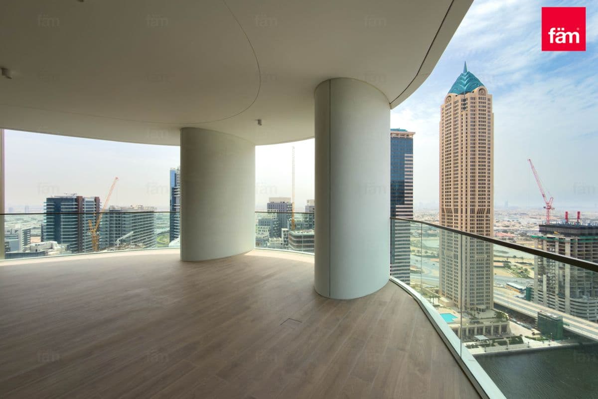 Canal View | Unfurnished | Vacant | Ultra Luxury