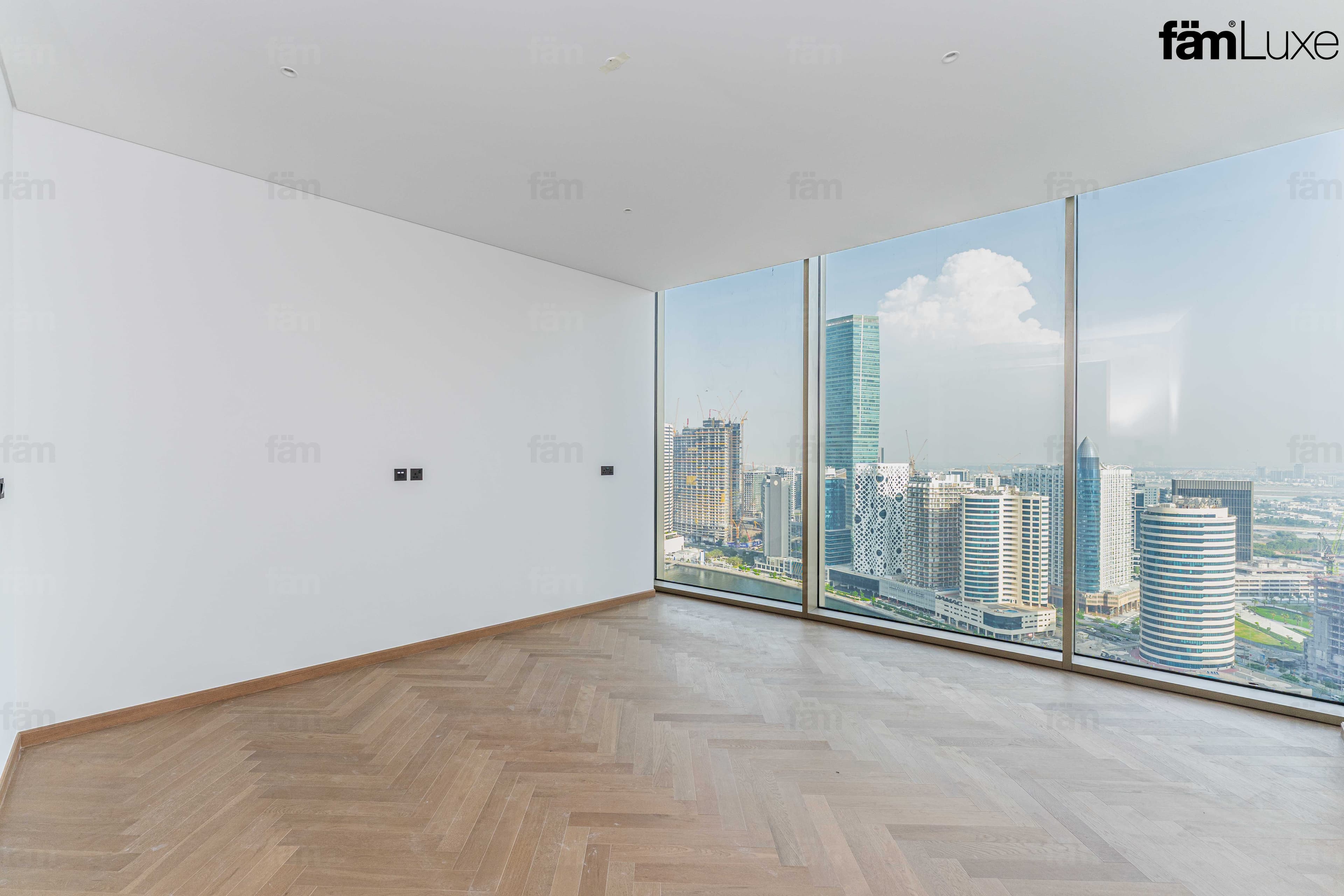 4 bedroom apartment in Jumeirah Living Business Bay, photograph 12 of 20