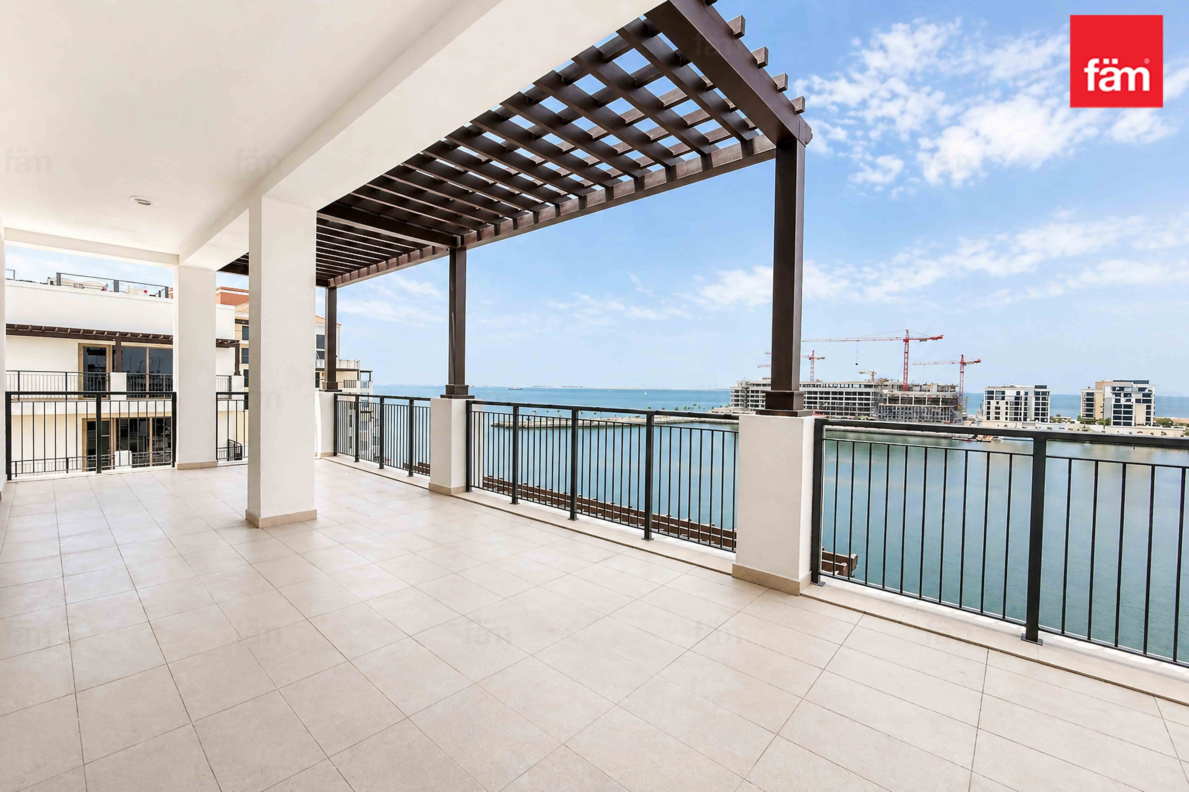 6 bedroom apartment in La Sirene - Building 1, photograph 18 of 20