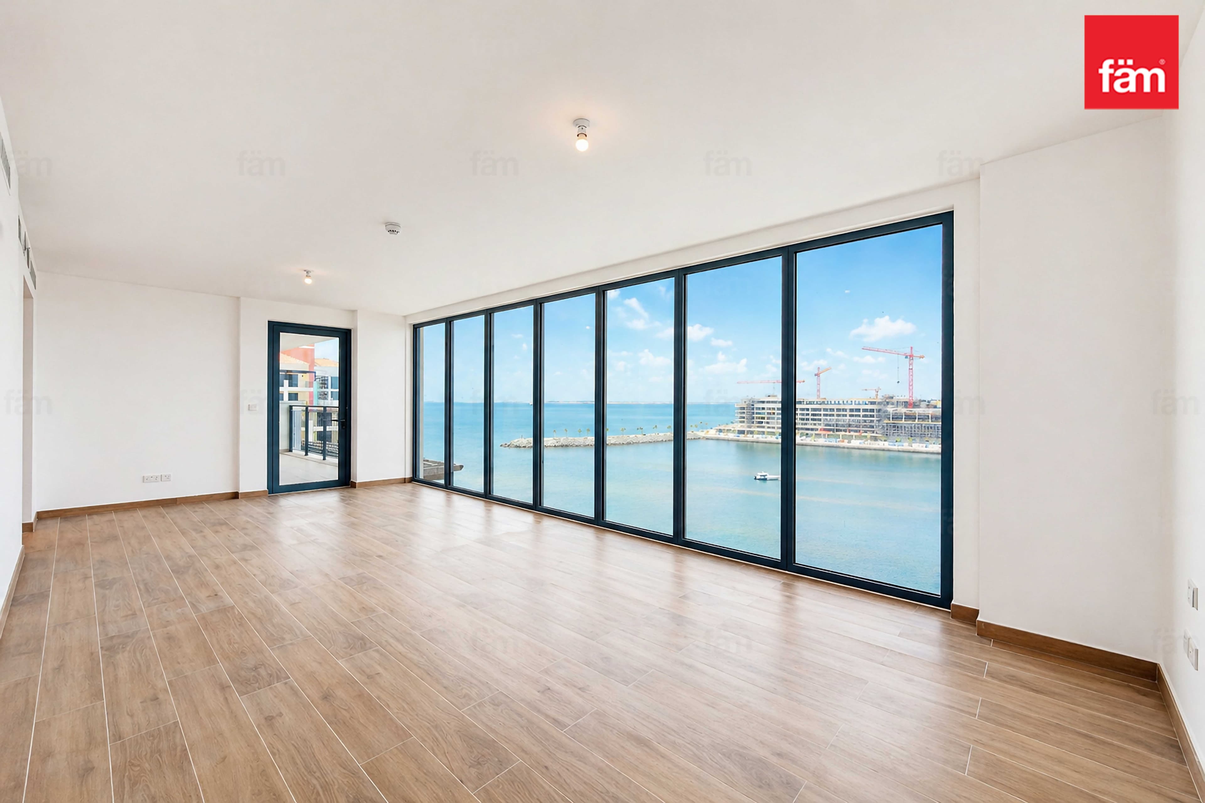 6 bedroom apartment in La Sirene - Building 1, photograph 4 of 20