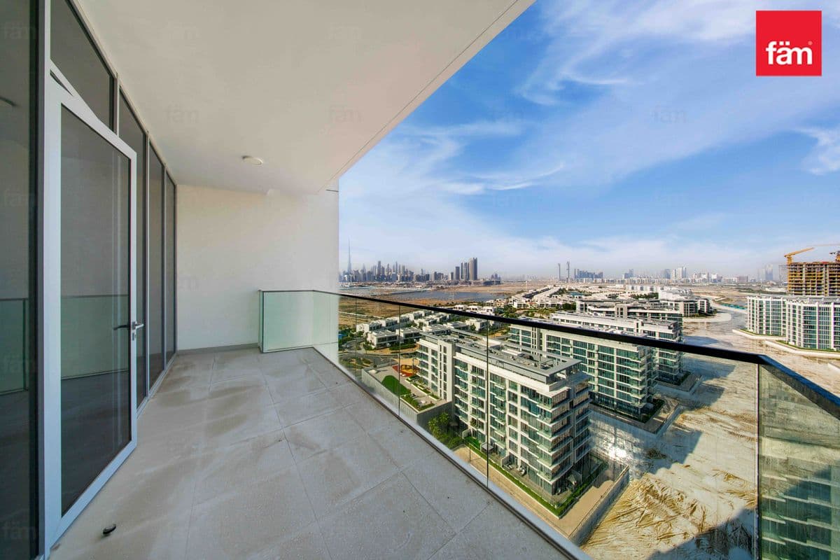Apartment in Lagoon Views at District One