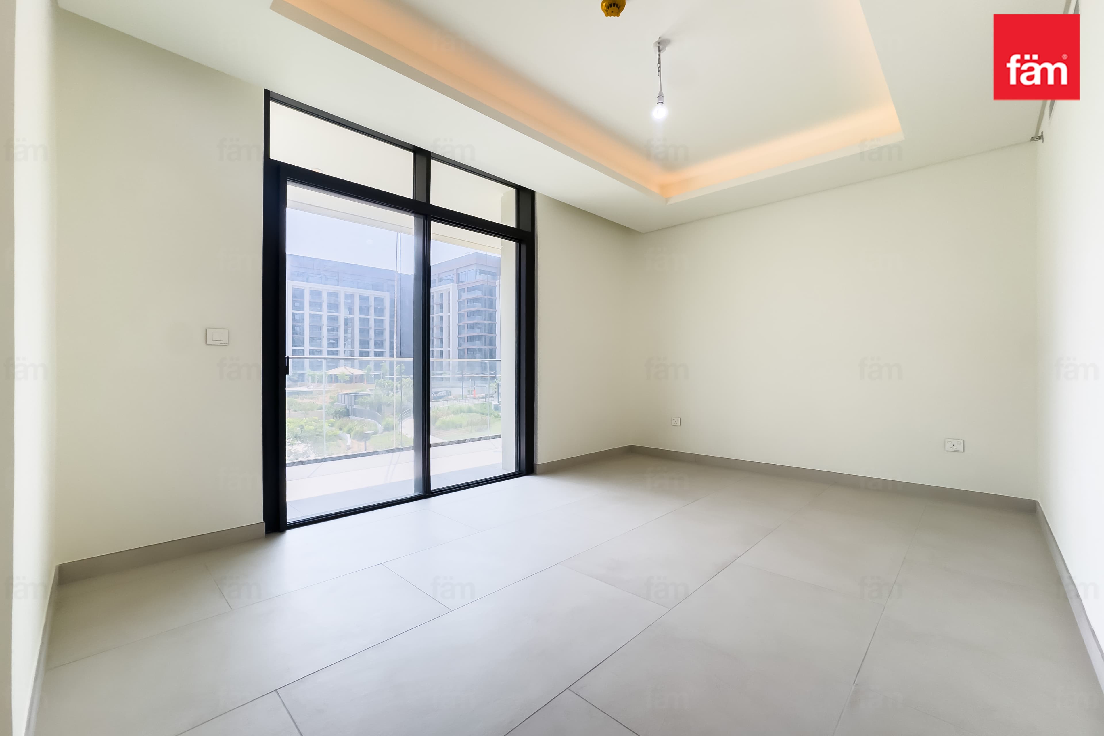 4 bedroom apartment in Laurel at Central Park, photograph 12 of 20