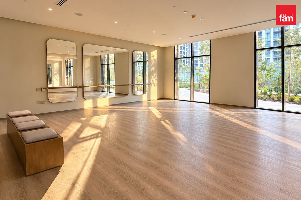 3 bedroom apartment in Laurel at Central Park, photograph 11 of 14