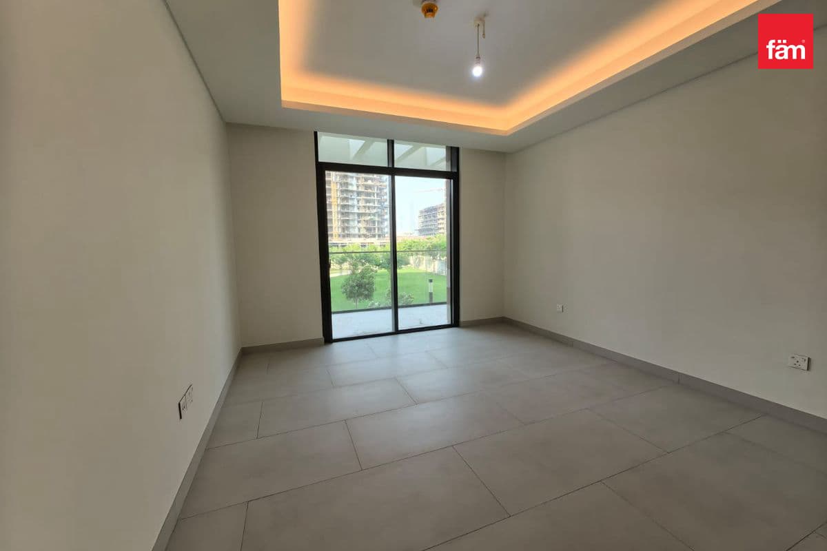 3 bedroom apartment in Laurel at Central Park, photograph 14 of 20