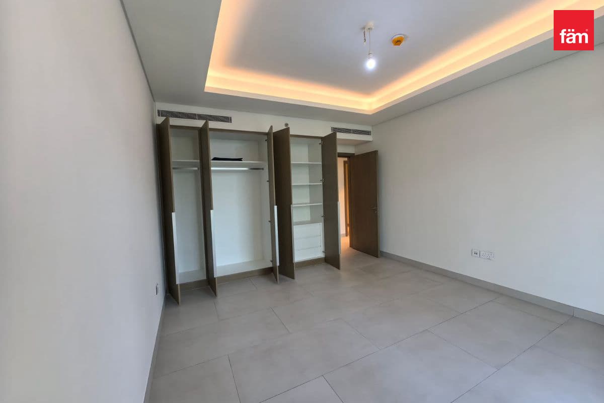 3 bedroom apartment in Laurel at Central Park, photograph 15 of 20