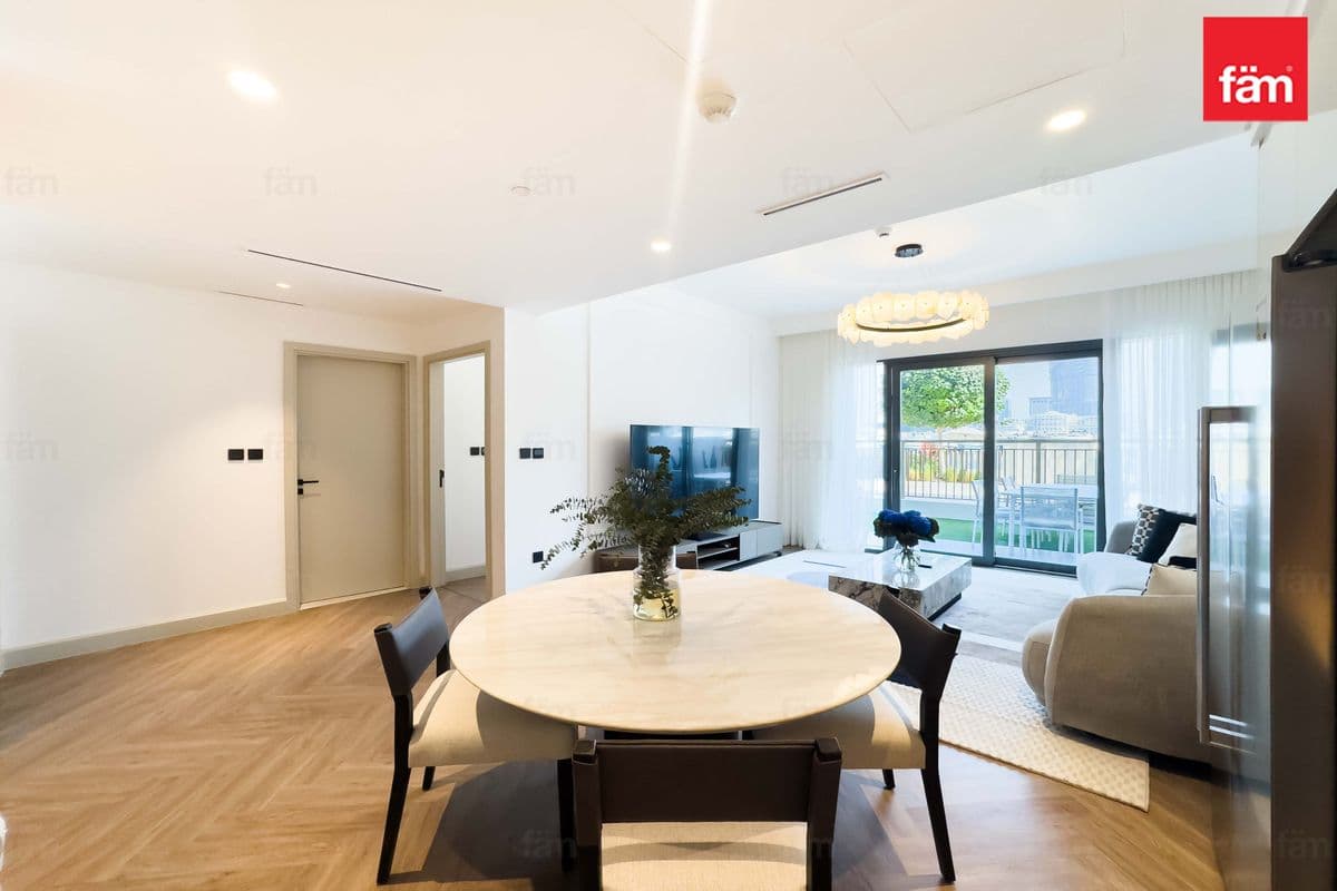 3 bedroom apartment in Marina Vista Podium, photograph 5 of 20
