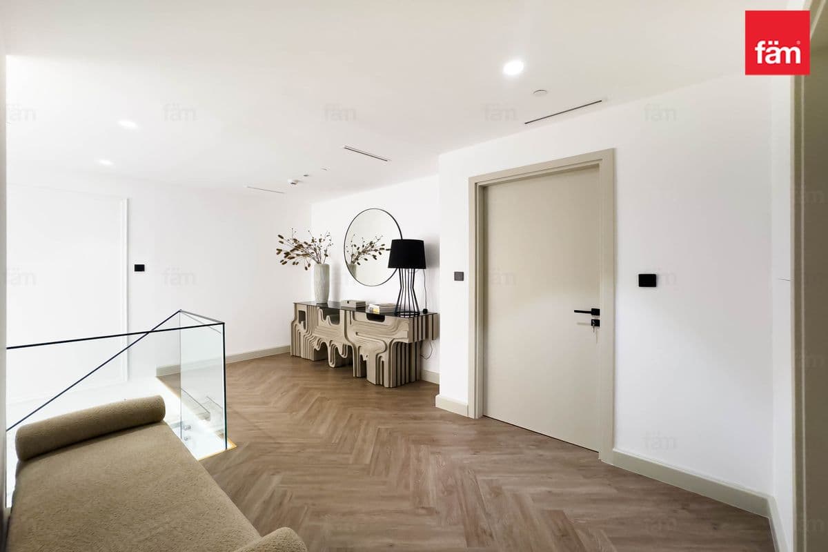 3 bedroom apartment in Marina Vista Podium, photograph 10 of 20