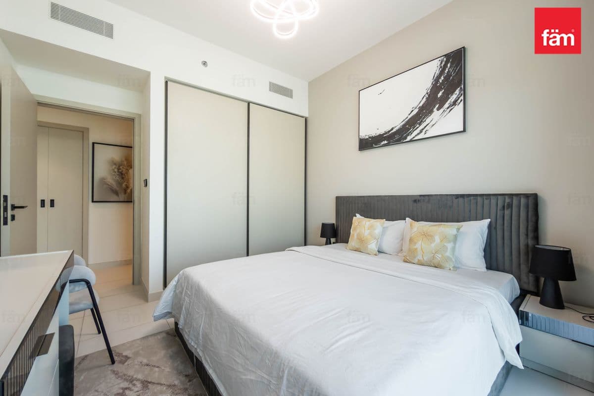 3 bedroom apartment in Marina Vista Tower 2, photograph 12 of 20