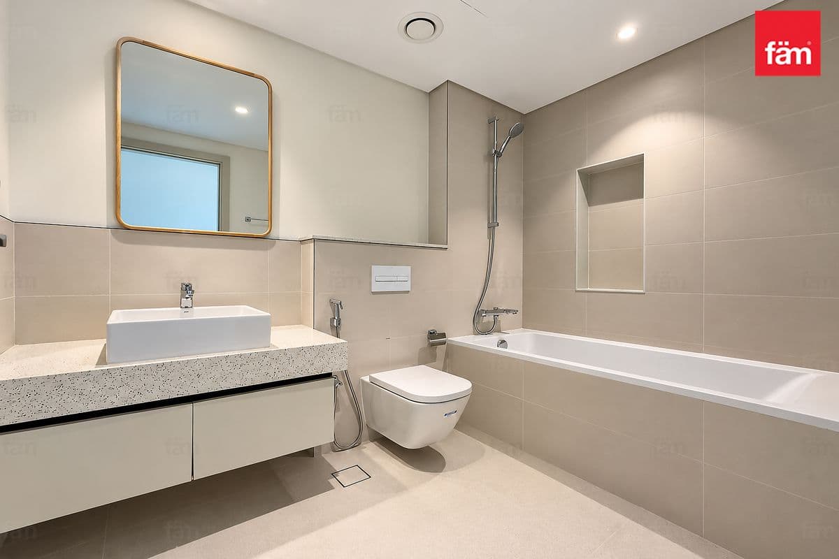 3 bedroom apartment in Marina Vista Tower 2, photograph 18 of 20