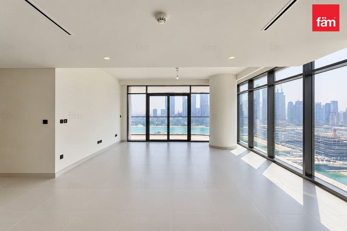 3 bedroom apartment in Marina Vista Tower 2, photograph 2 of 20