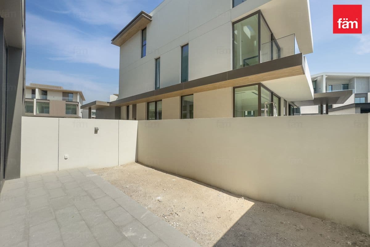 3 bedroom townhouse in Nad Al Sheba Gardens Phase 2, photograph 9 of 20
