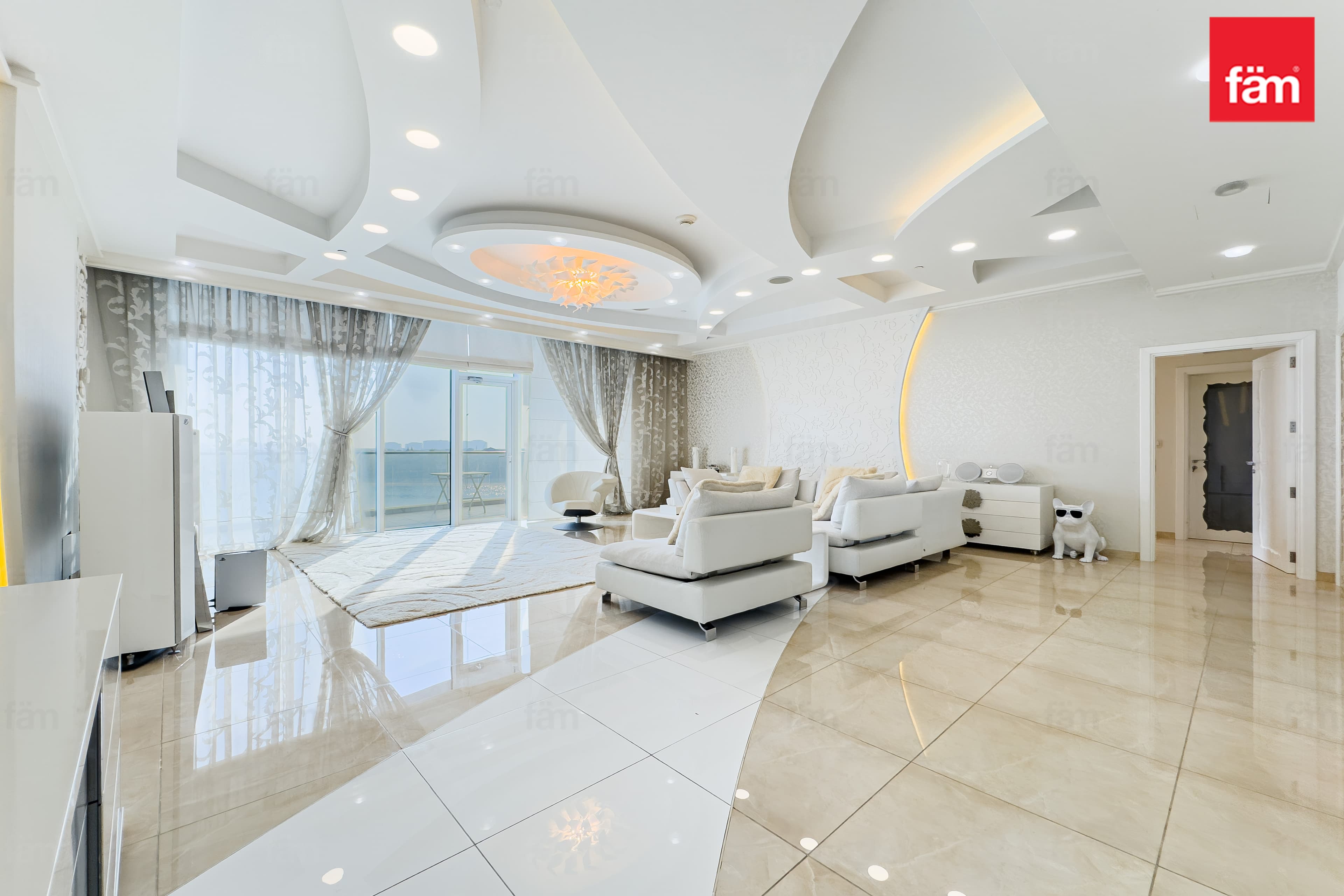3 bedroom apartment in Oceana Adriatic, photograph 1 of 20