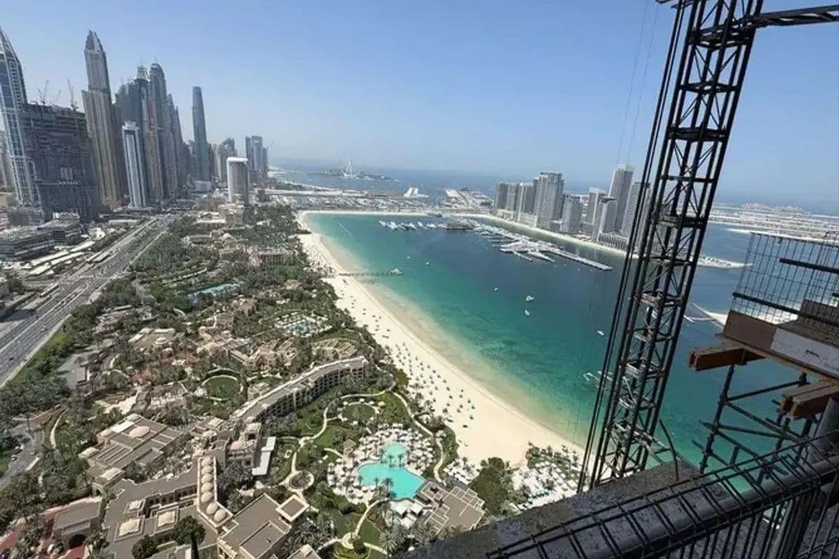 3 bedroom penthouse in Palm Beach Tower 1, photograph 14 of 20