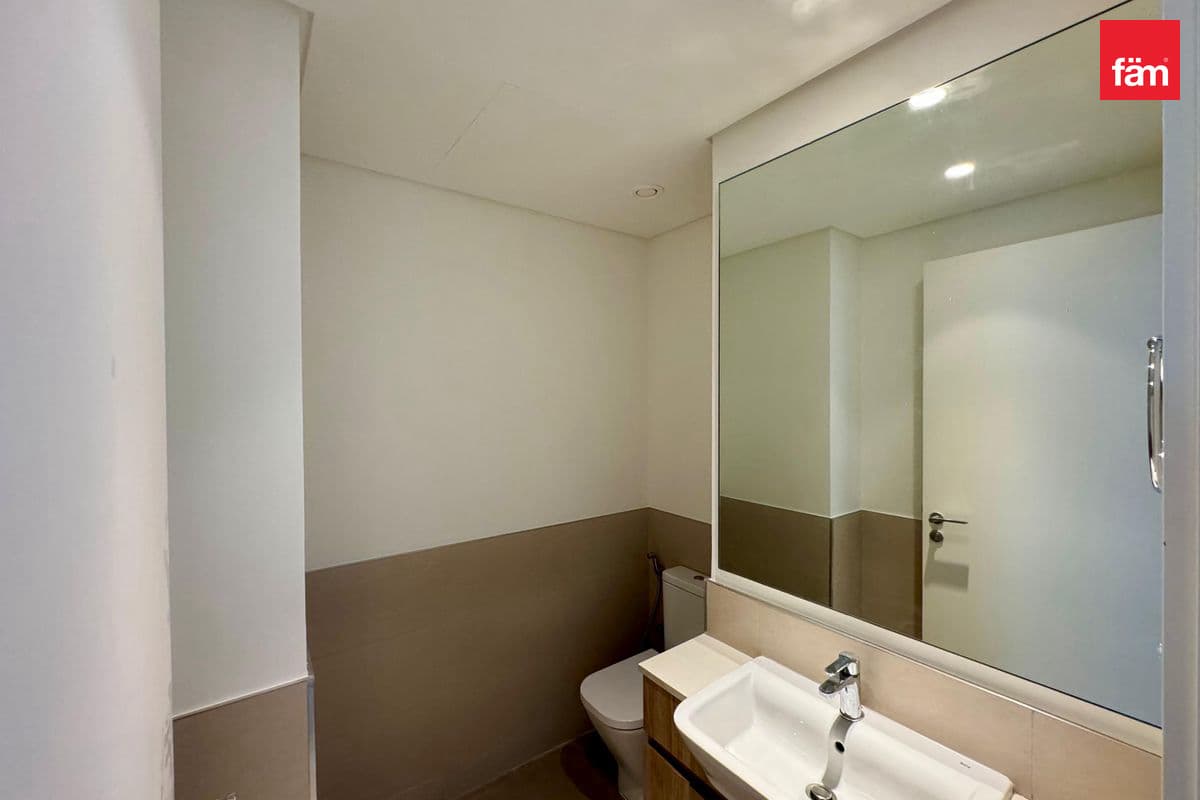 3 bedroom apartment in Park Ridge C, photograph 13 of 13