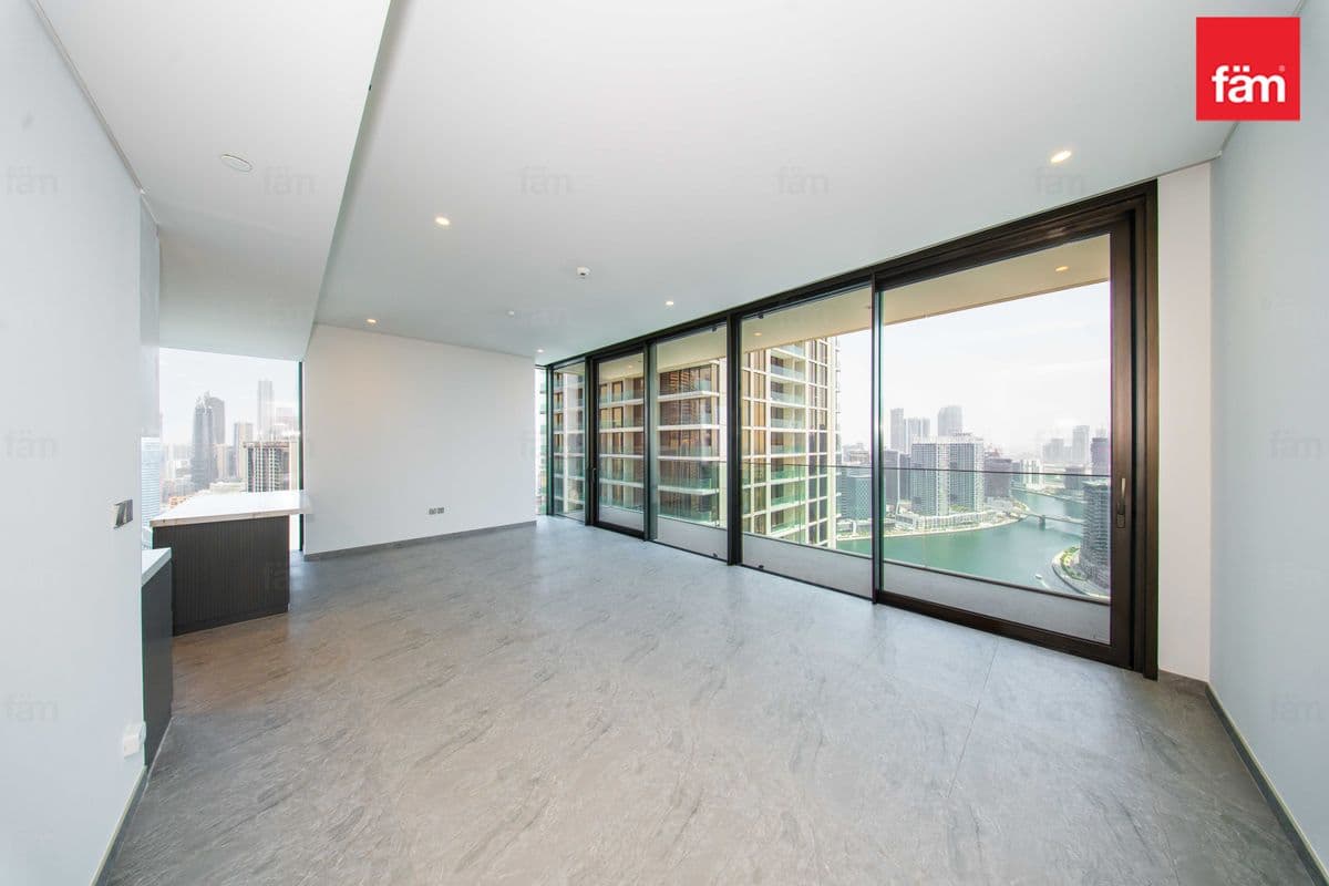 3 bedroom apartment in Peninsula Four, photograph 8 of 20