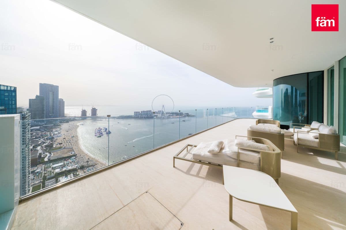 3 bedroom apartment in Sensoria at Five Luxe, photograph 3 of 20