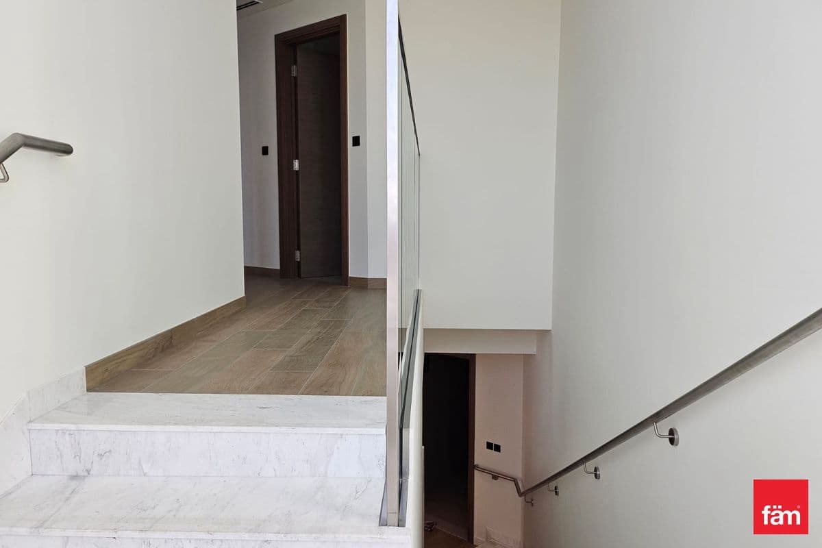 4 bedroom apartment in Sobha Hartland Waves Grande, photograph 18 of 20