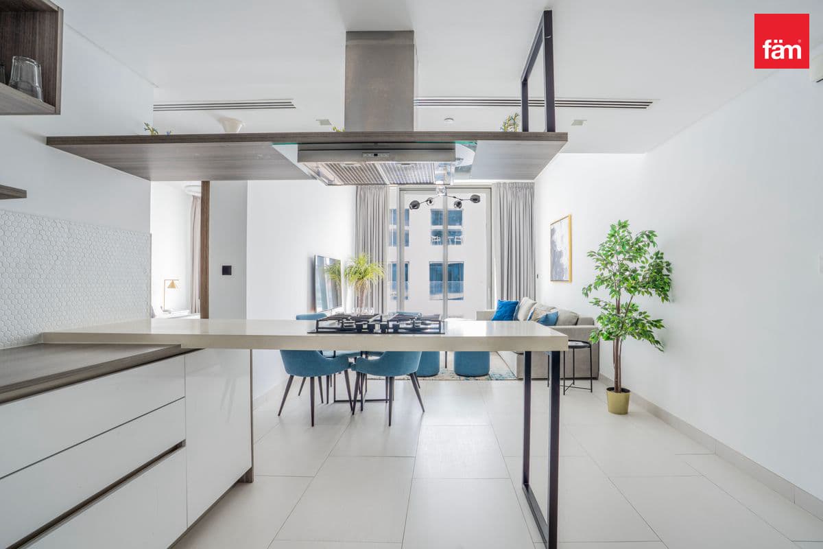 3 bedroom apartment in Soho Palm Jumeirah, photograph 5 of 18