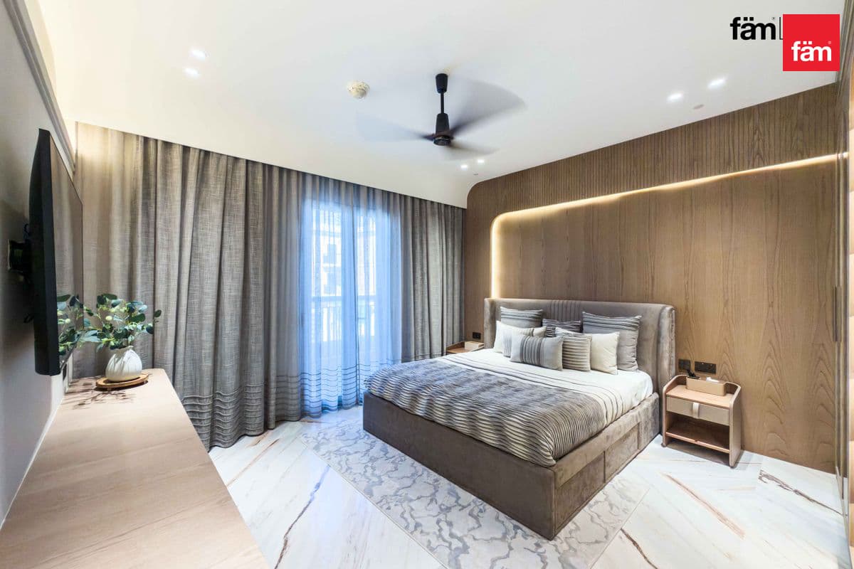 5 bedroom townhouse in Sur La Mer, photograph 13 of 20