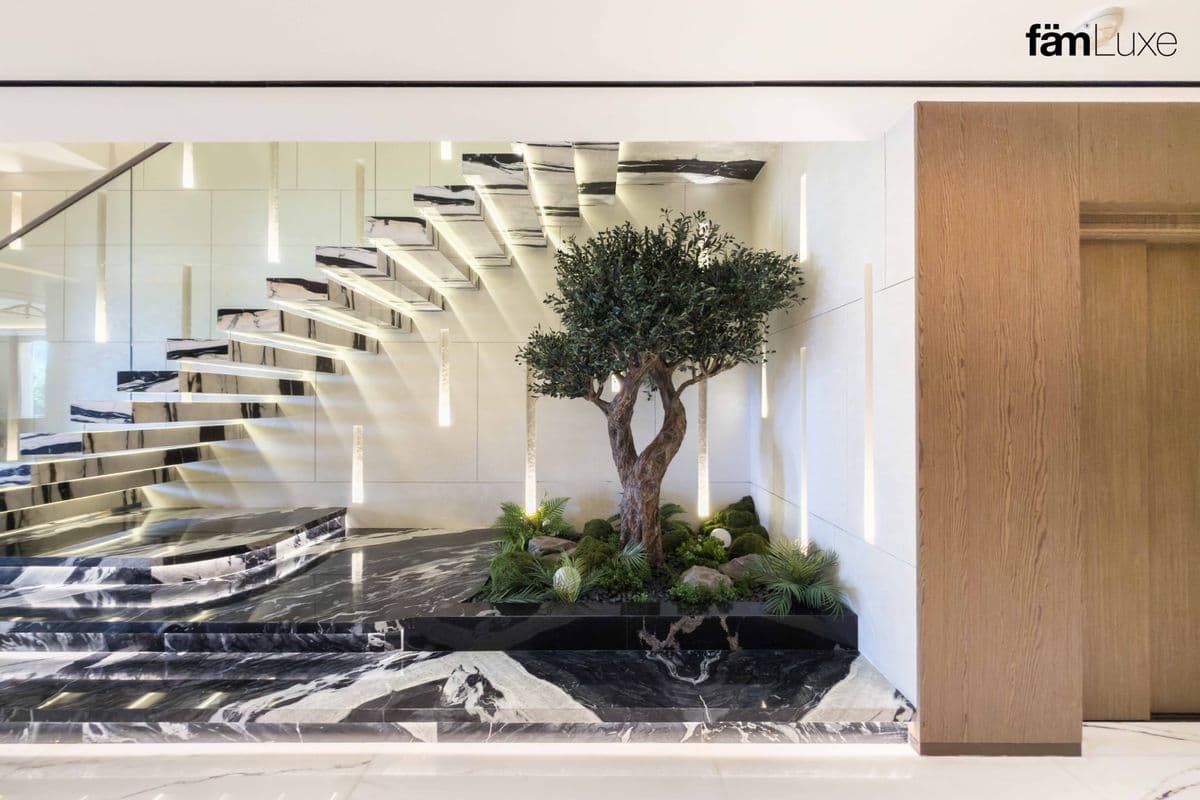 5 bedroom townhouse in Sur La Mer, photograph 17 of 20