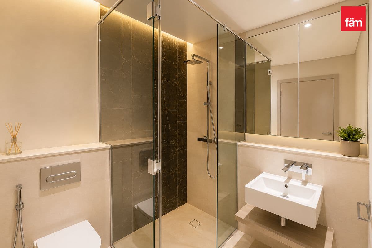 3 bedroom apartment in The 8, photograph 18 of 18